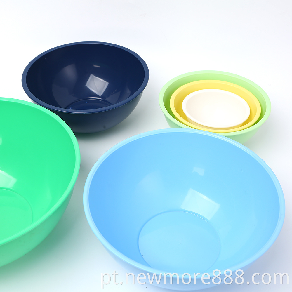 Set of 6 Multi-color Plastic Mixing Bowls